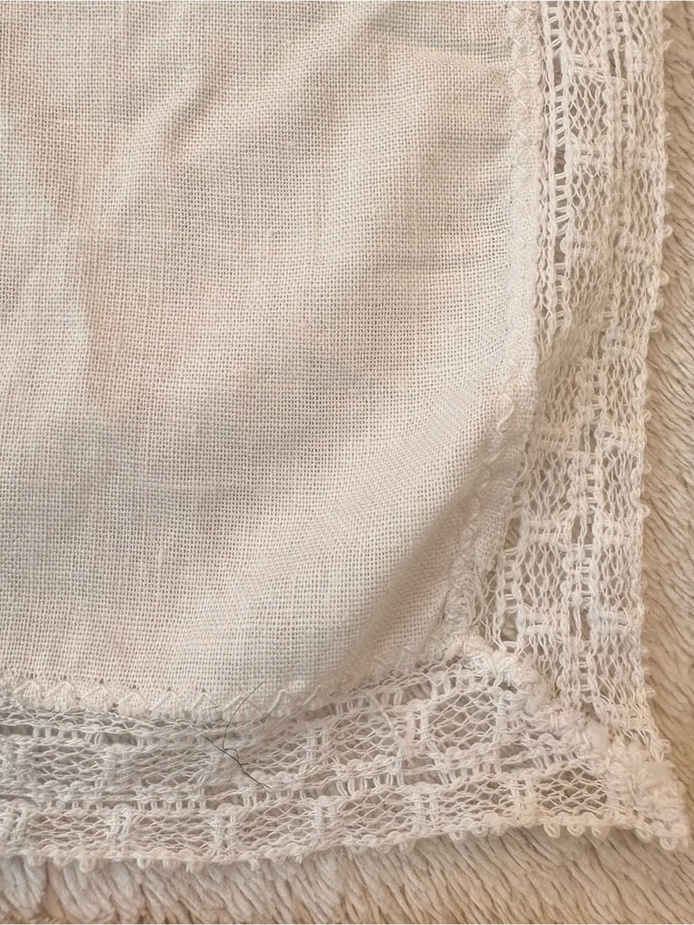 3 Vintage Handkerchiefs — cotton and linen — Pristine